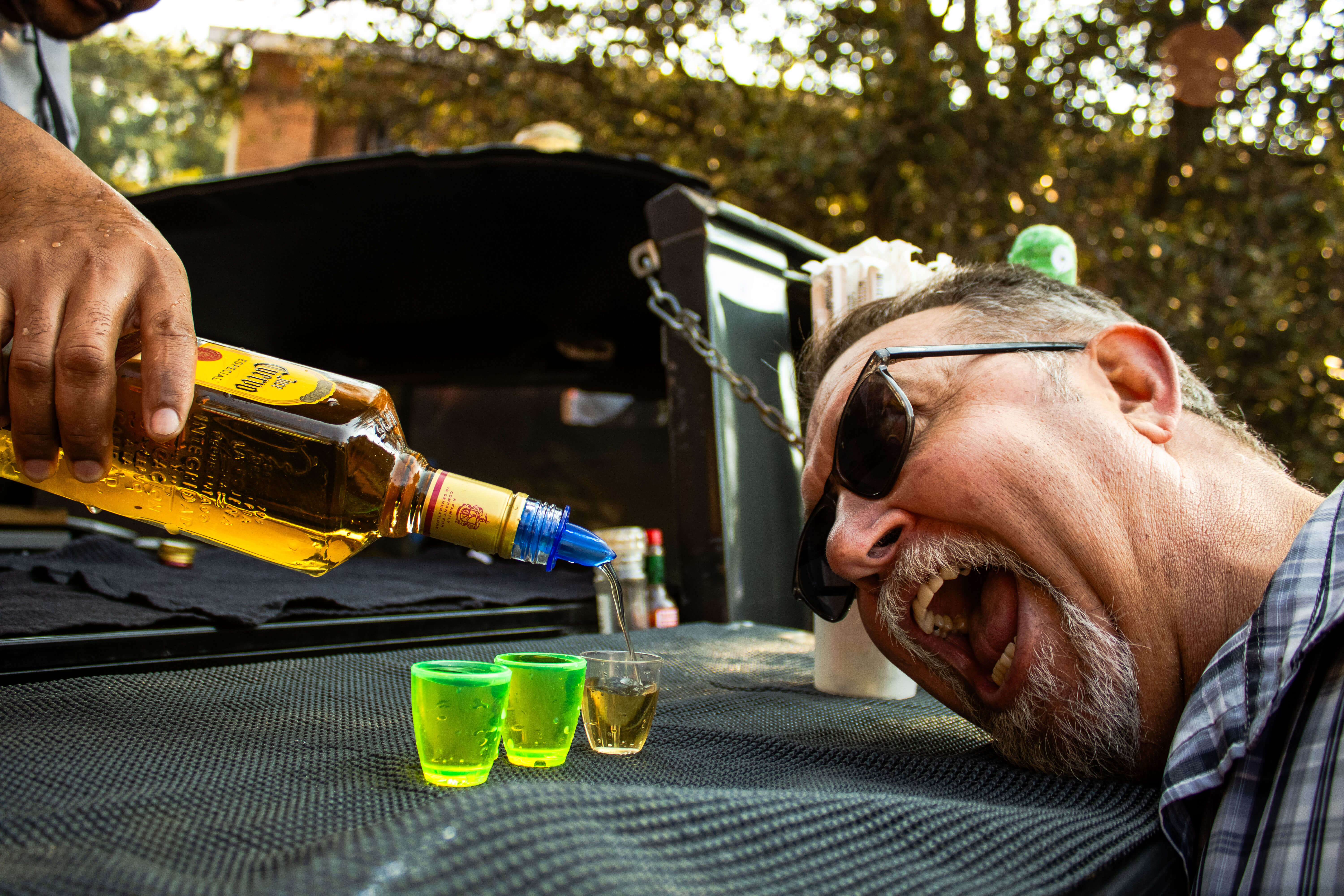 Mobile bar in action